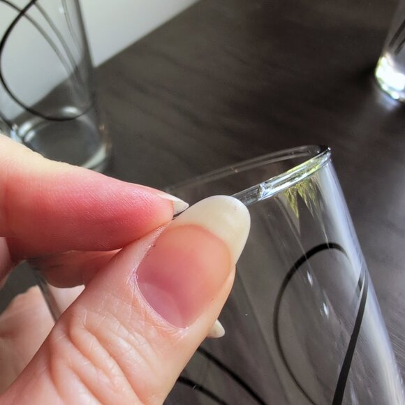 Set of 4 Corelle Simple Lines Drinking Juice Glasses (By Corning) Modernist - Picture 4 of 4